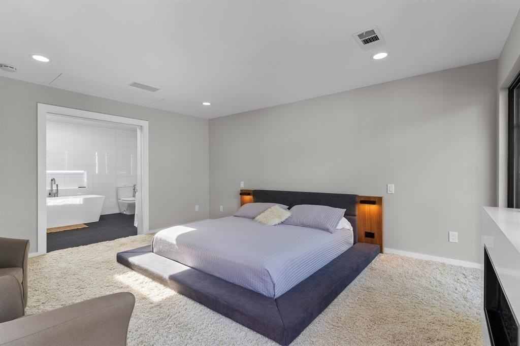 16831 Thomas Chapel Dr - Photo 3 of 18