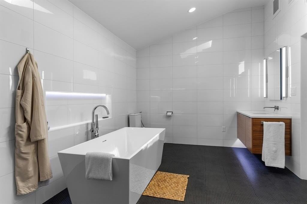 16831 Thomas Chapel Dr - Photo 6 of 18