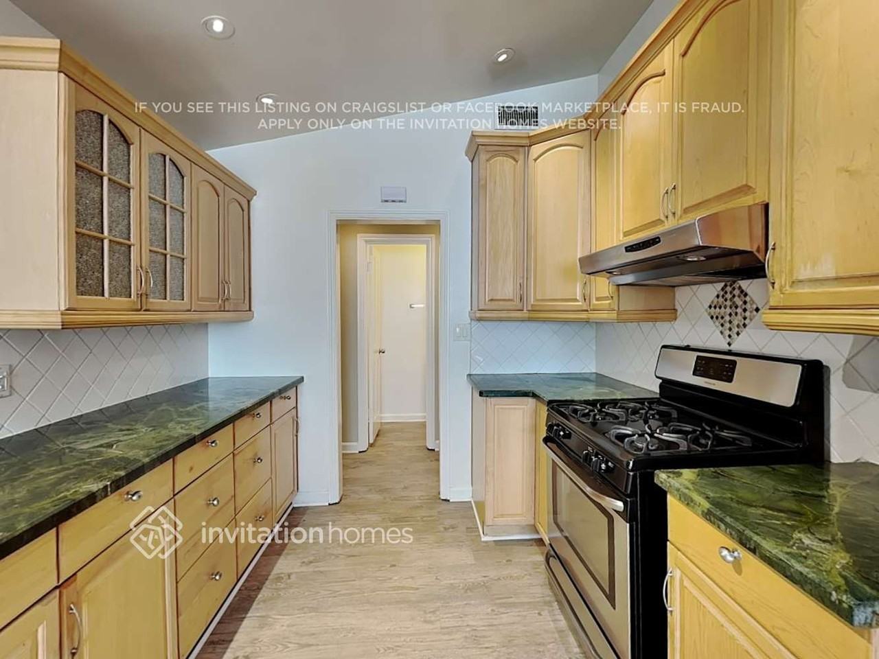 18612 Arminta Street - Photo 7 of 20