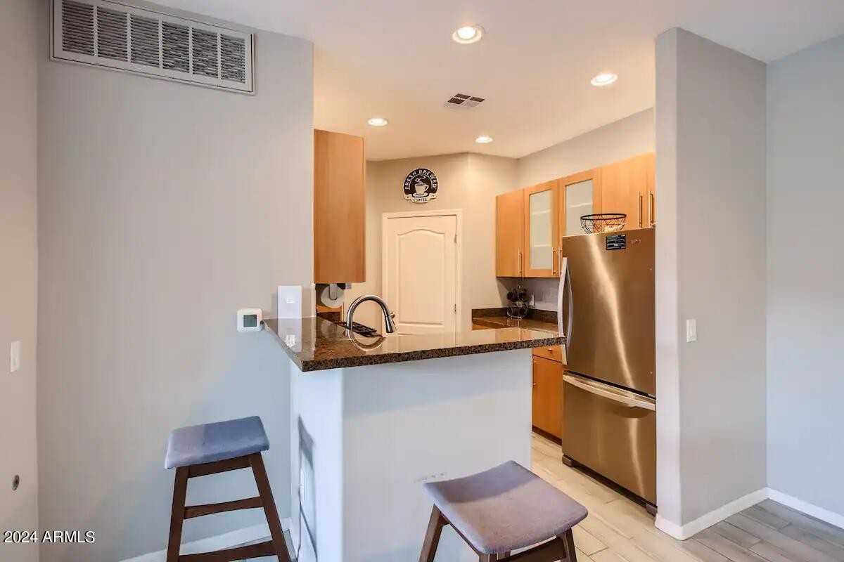 6900 East Princess Drive - Photo 7 of 19