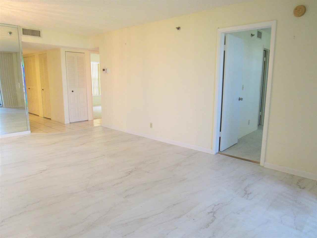 4640 Lucerne Lakes Blvd W ##206 - Photo 6 of 26