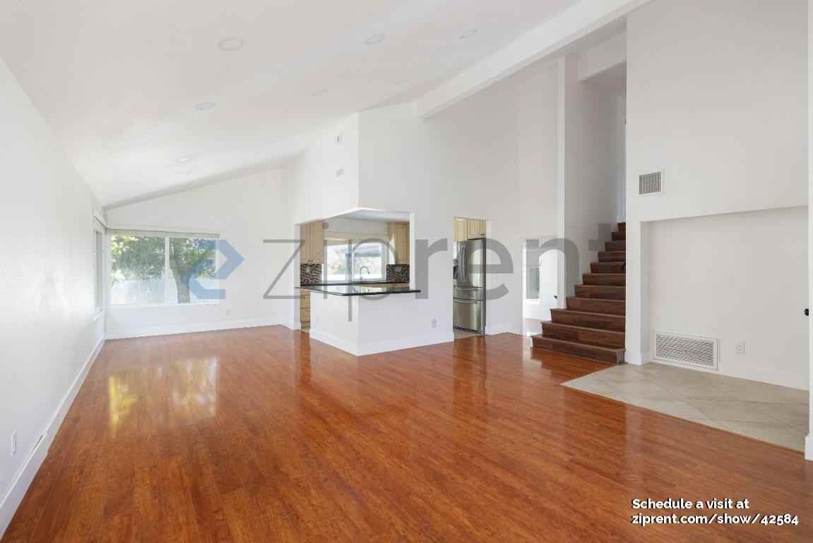 13894 Paseo Zaldivar - Photo 2 of 23