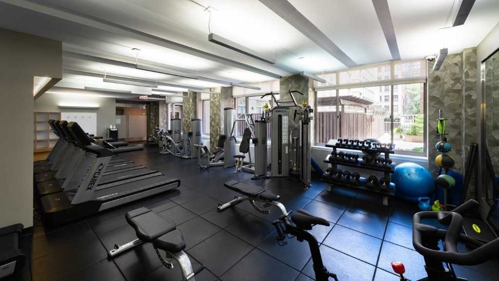 260 W 26th St #6I - Photo 4 of 4