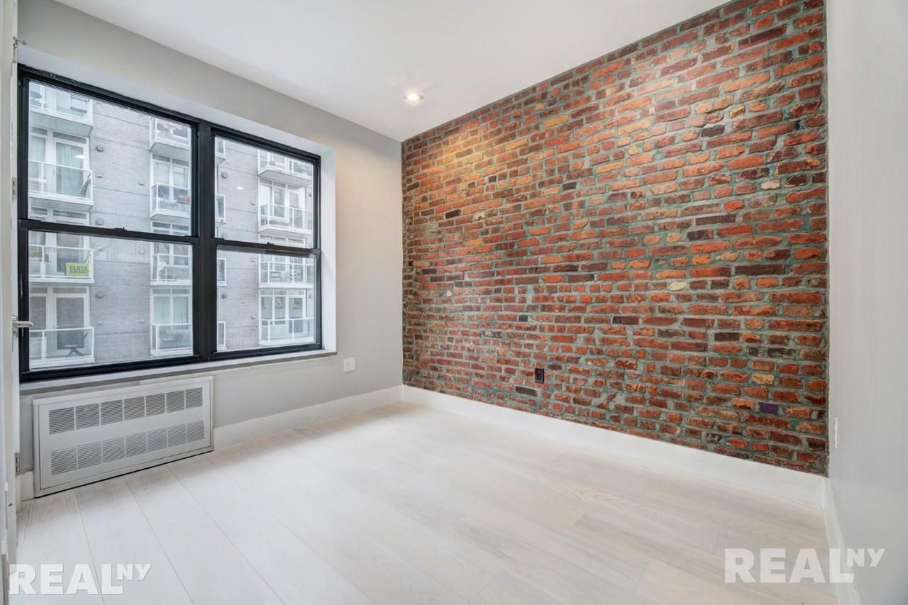 Stanton St #3G - Photo 3 of 9