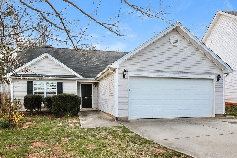 3615 Sherbourne Ln - Photo 3 of 16