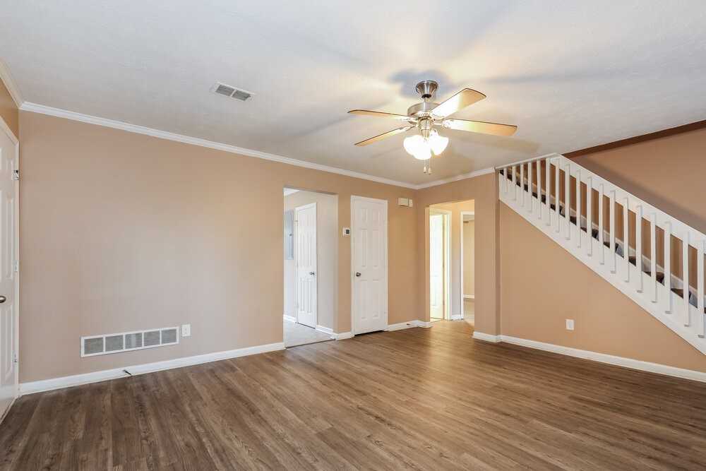 11010 Highridge Court - Photo 6 of 17