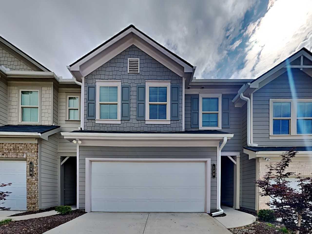 128 Wayne Ln - Photo 2 of 23