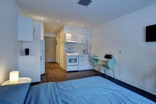 Studio a Laval, meubler, tout inclu, parking, wifi, 31 jours min - Photo 1 of 1