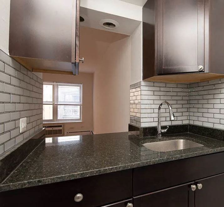 W Pratt Blvd & N Sheridan Rd - Photo 4 of 7