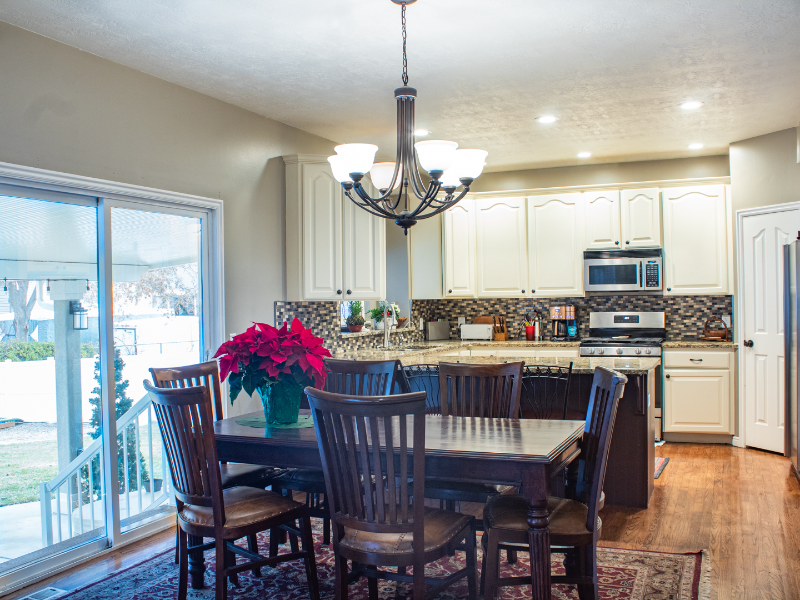 388 E Draper Downs Dr - Photo 3 of 10