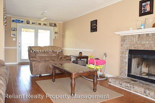 1035 Summerhaven Rd - Photo 2 of 15