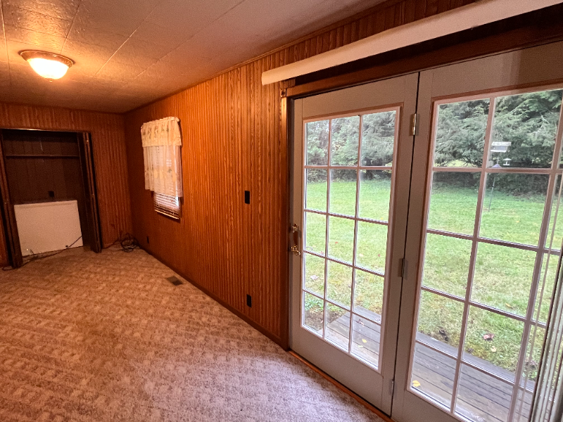 2259 Hood Ave - Photo 3 of 12