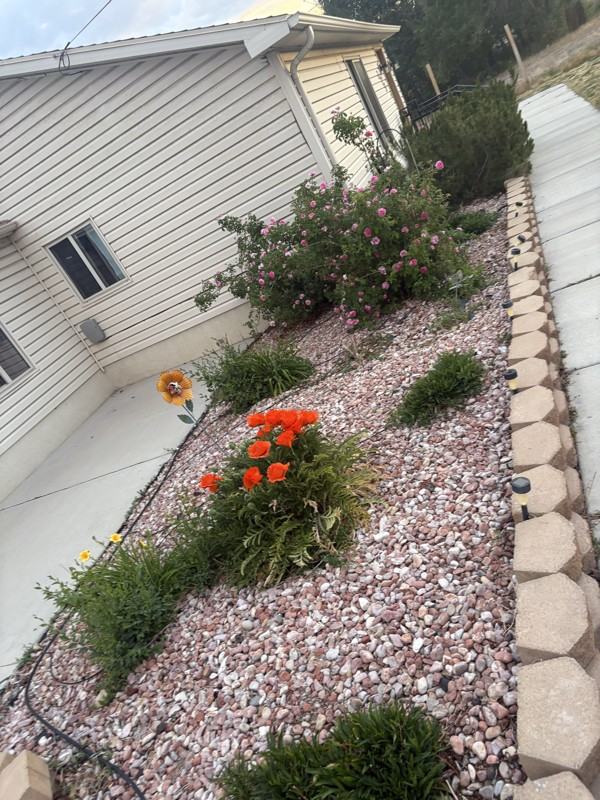 375 W Main St - Photo 2 of 17