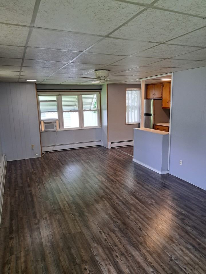 220 S 13th St #NA - Photo 2 of 12