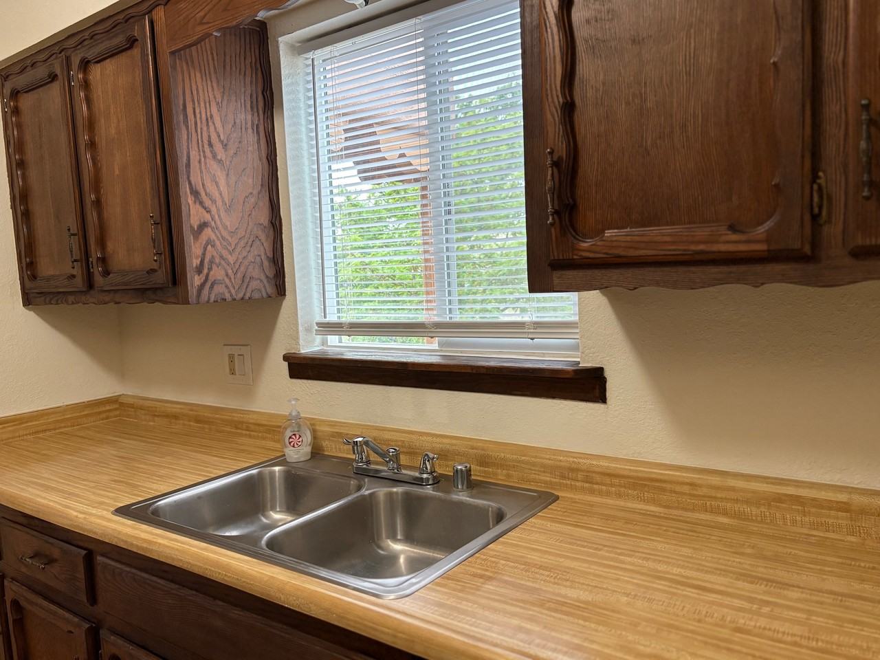 2720 Galisteo Ct #5 - Photo 3 of 11