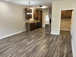 featured image of 112 Fairlane Dr #1