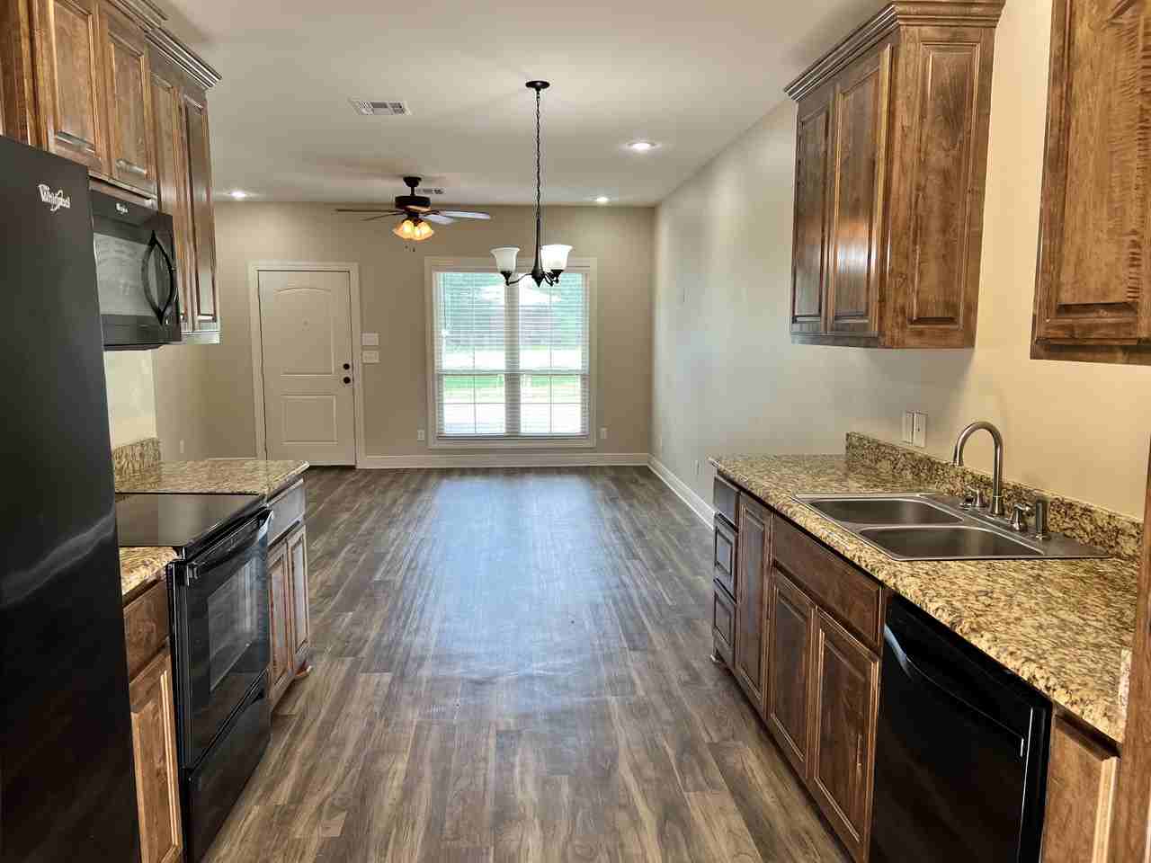 112 Fairlane Dr #1 - Photo 2 of 14