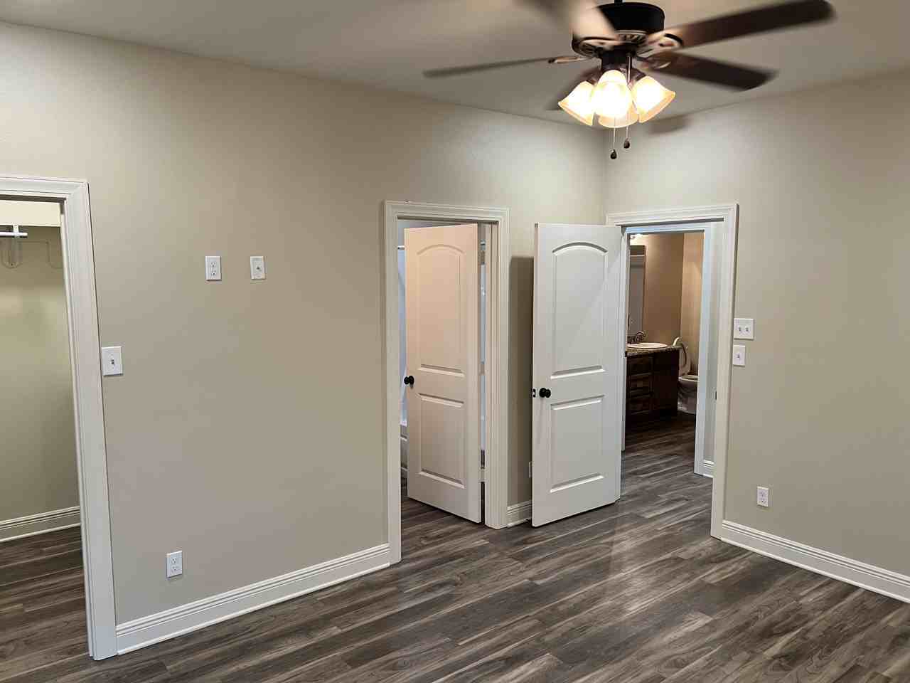 112 Fairlane Dr #1 - Photo 4 of 14