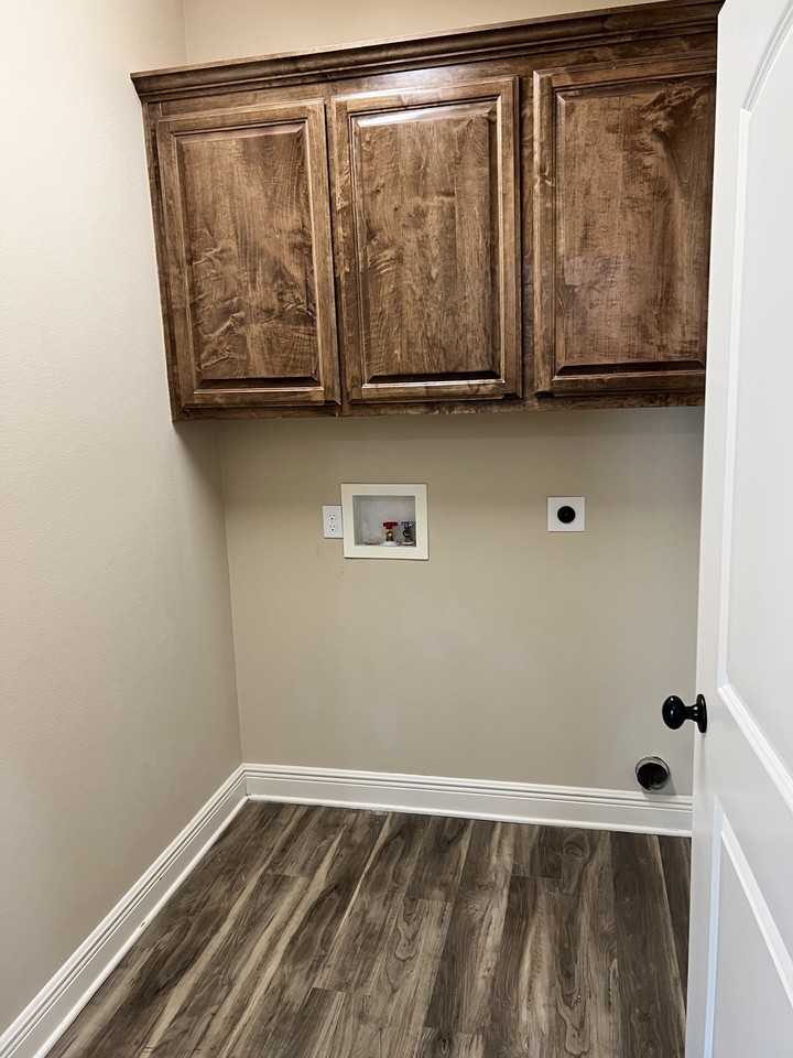 112 Fairlane Dr #1 - Photo 5 of 14