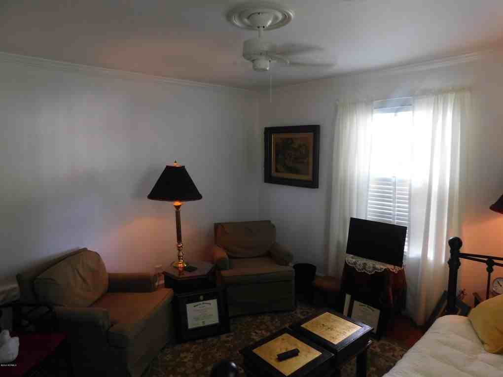 407 Prince St #NA - Photo 3 of 12