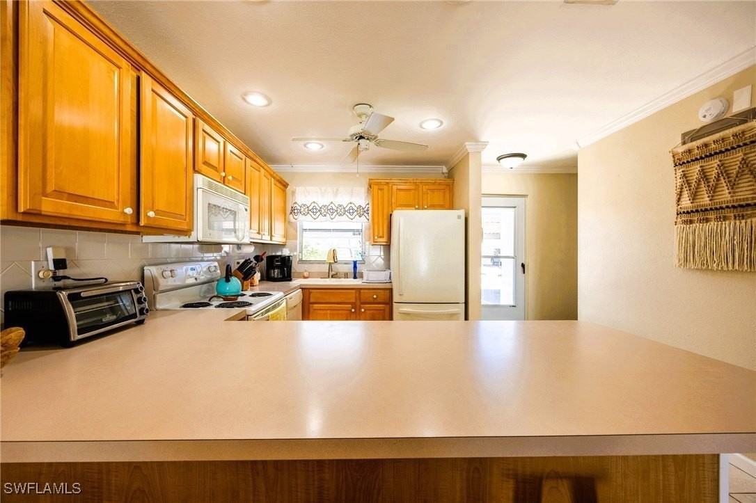 6777 Winkler Rd Unit 150 #150 - Photo 5 of 47