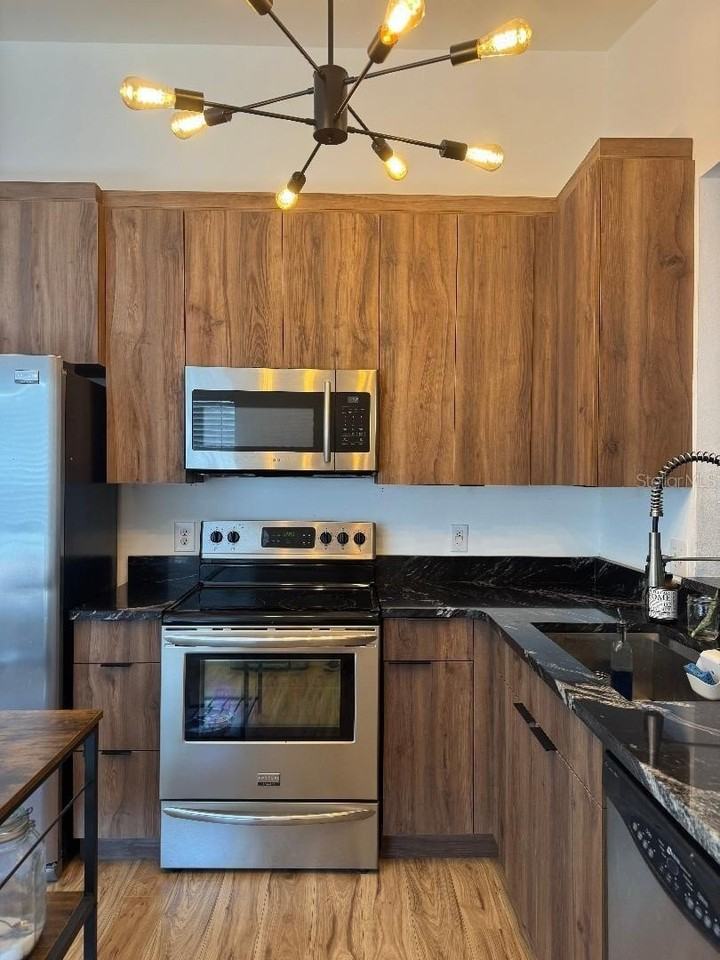 3011 Cottage Grove Ct #2003 - Photo 2 of 16