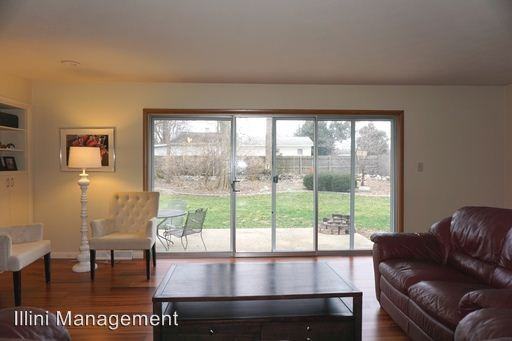 606 Ventura Rd - Photo 3 of 16