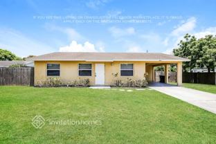 1672 W Breezy Ln - Photo 1 of 1