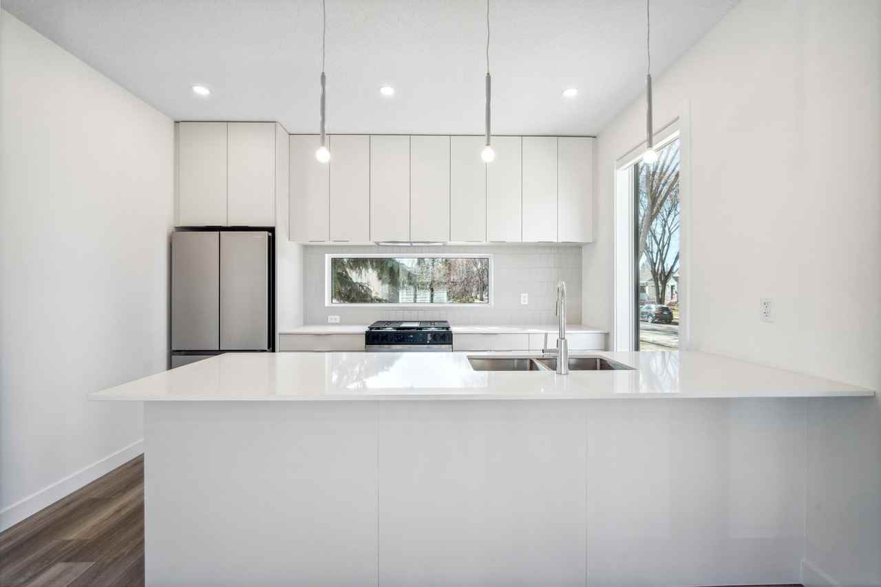 11109 - 11115 51 Street - Photo 3 of 21