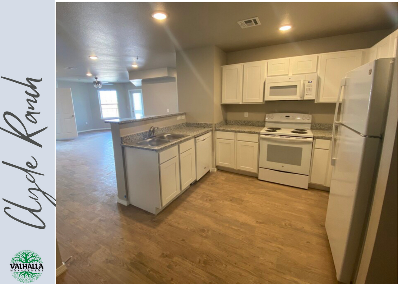 Clyde Ranch - Photo 7 of 11