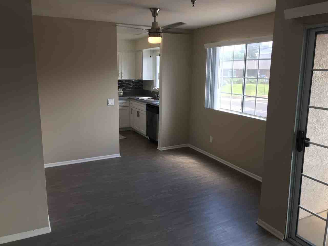 Townhomes on Emerson - Photo 7 of 25