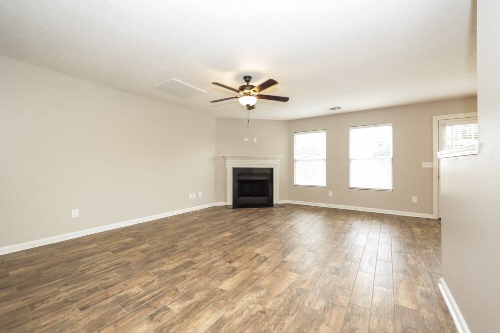 413 Creek Oak Dr - Photo 4 of 17