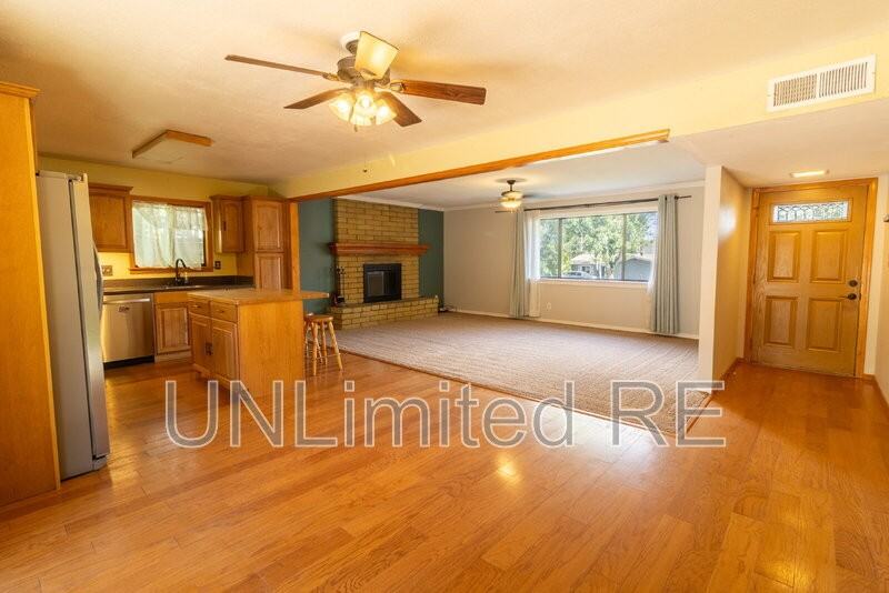 4880 E Tomahawk Dr - Photo 4 of 21