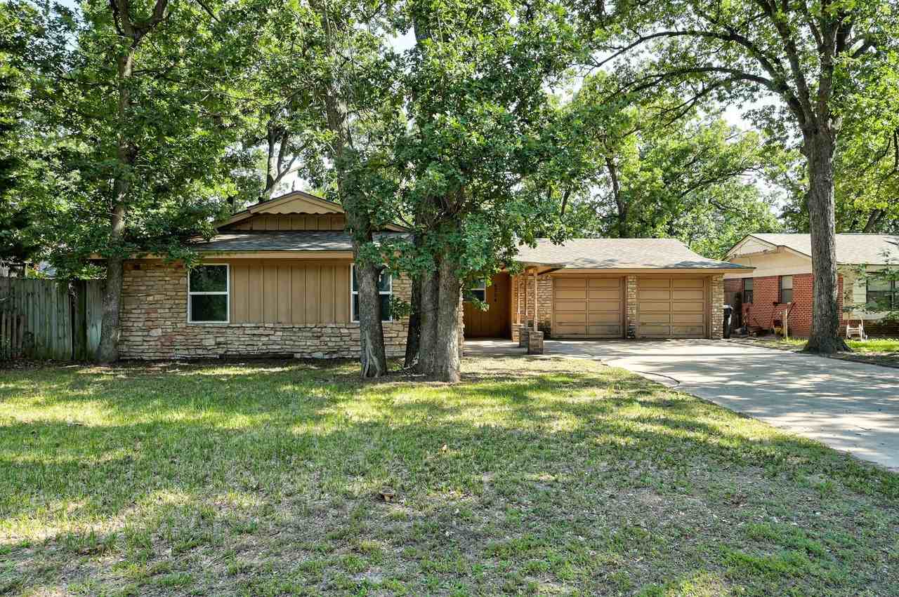 6004 Nw 27th St - Photo 2 of 34
