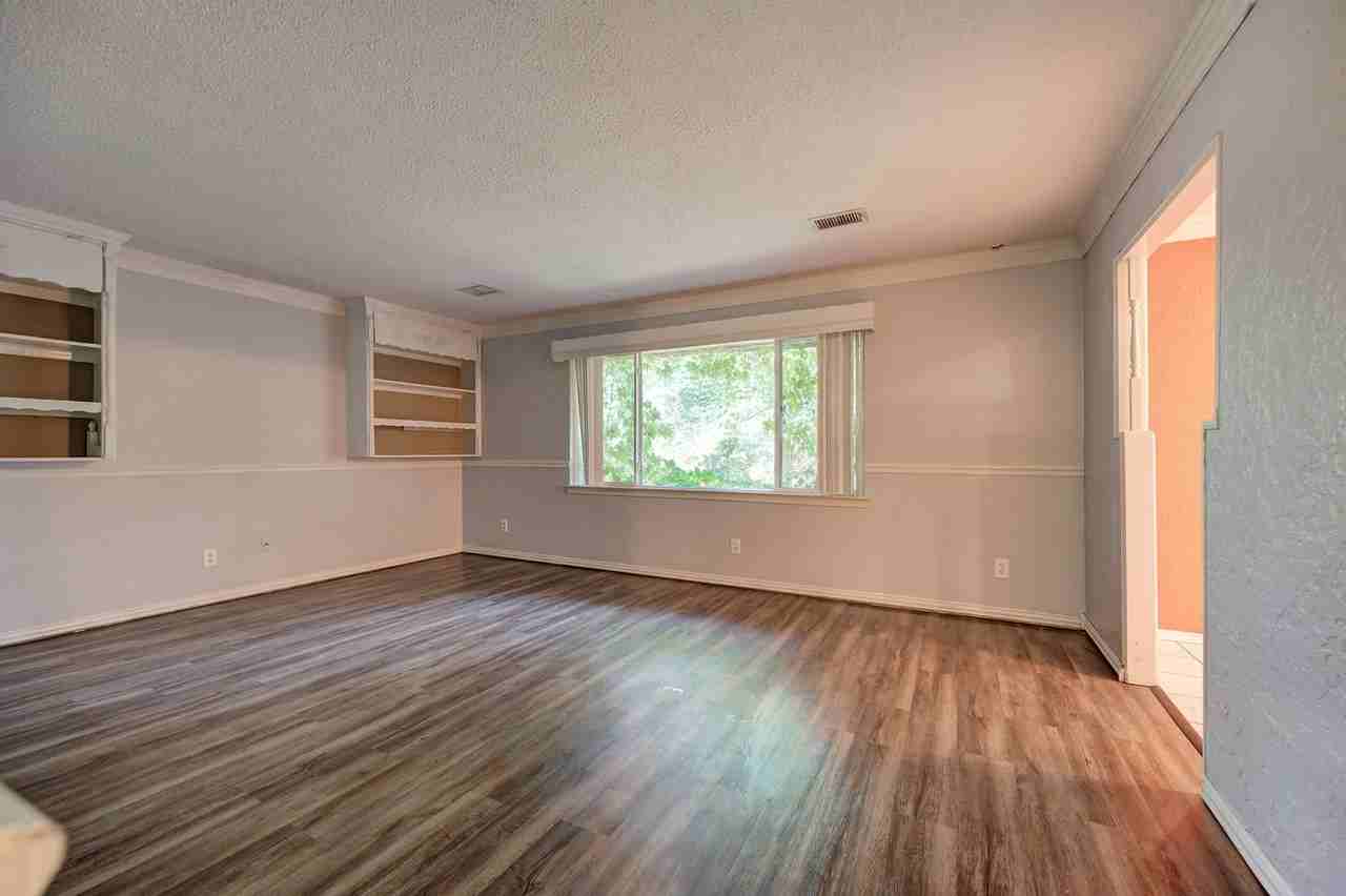 6004 Nw 27th St - Photo 6 of 34