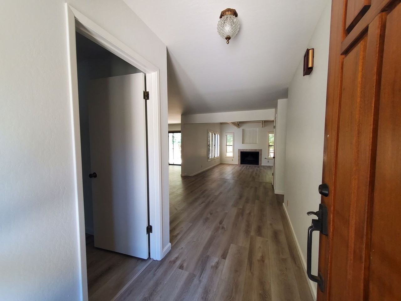 3113 Lippizaner Ln - Photo 4 of 50