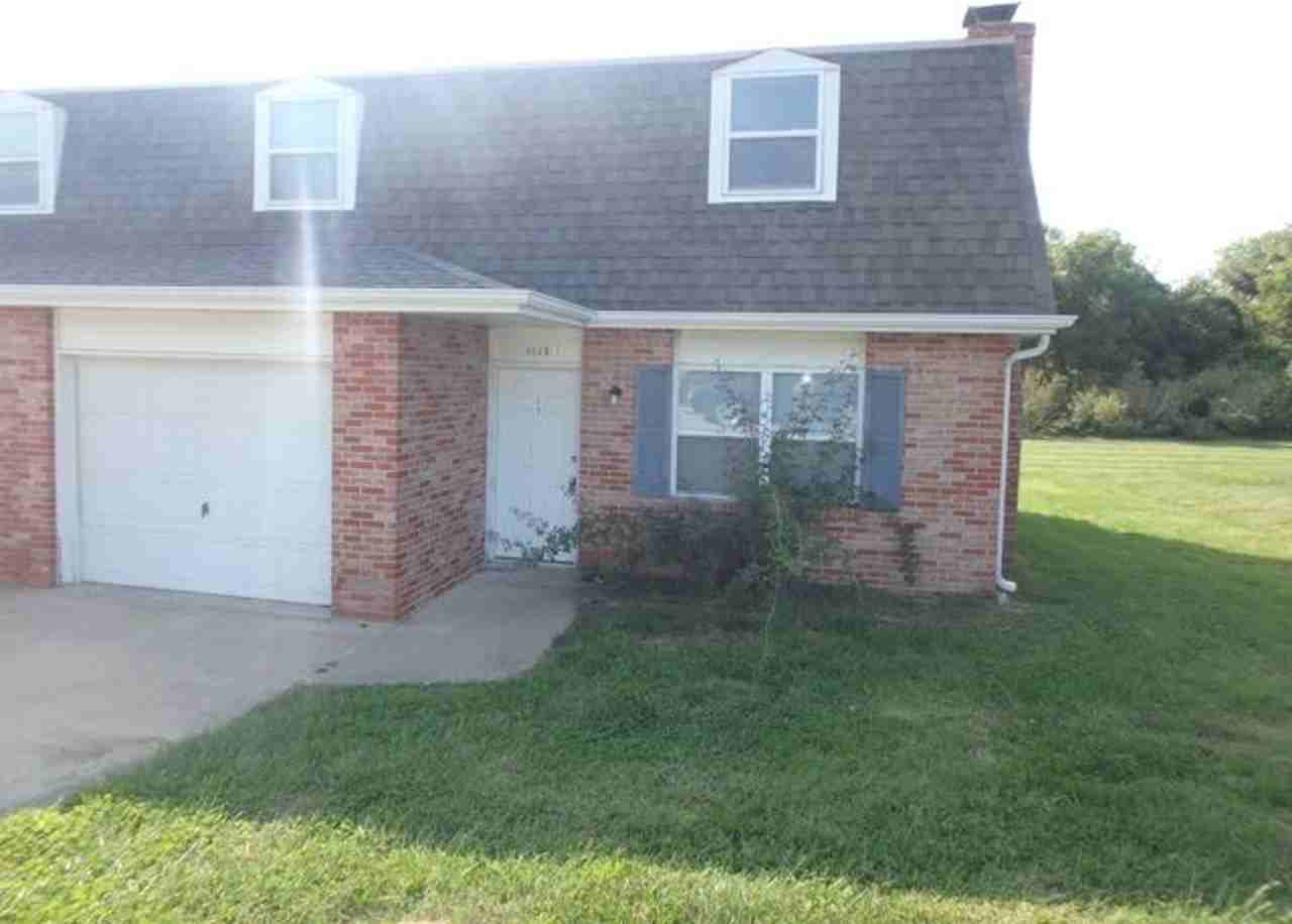 1113 Callie Dr #A - Photo 2 of 36
