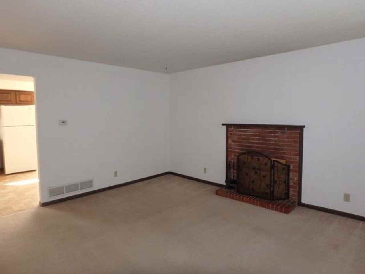 1113 Callie Dr #A - Photo 6 of 36