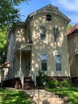 $1145-1 BD/1BA w Heat near Brady*** HALF OFF FIRST MONTH*** - Photo 1 of 1