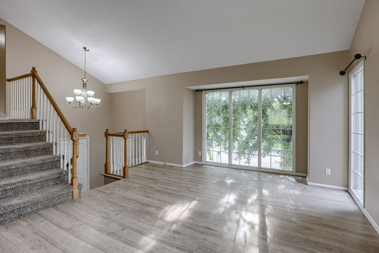 5004 N 126th St - Photo 5 of 25