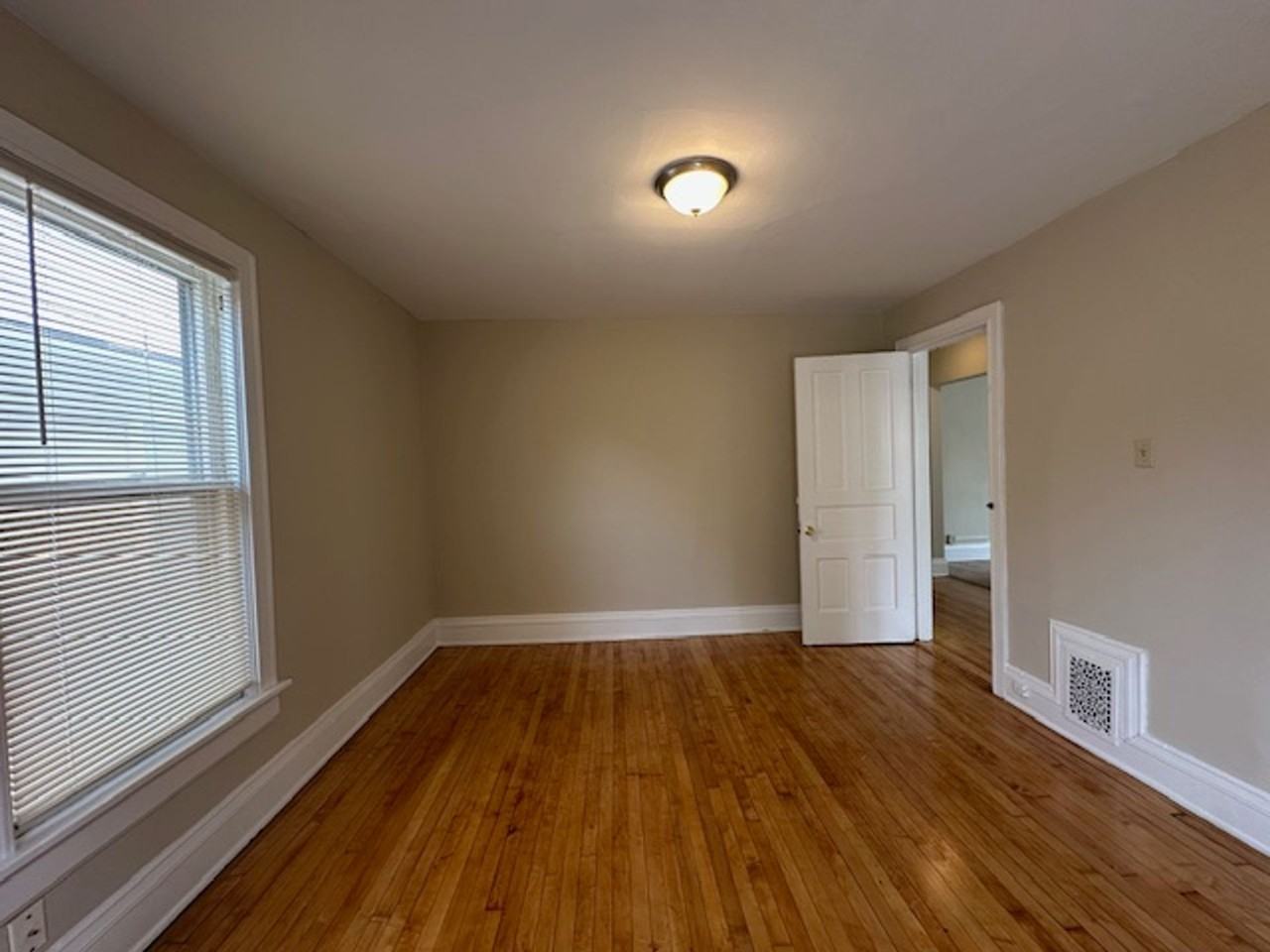 2724-2726 N Murray Duplex - Photo 6 of 12