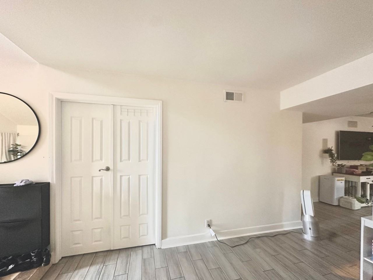 15954 Meagher St - Photo 6 of 28