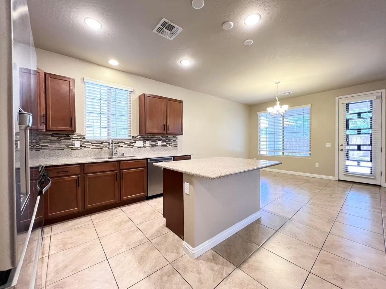 10284 Copalito Dr - Photo 3 of 26