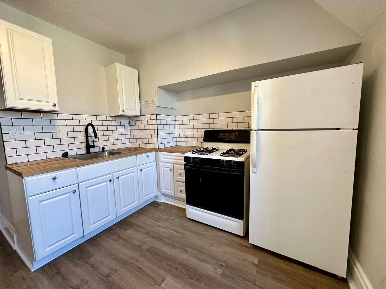 201 Lincoln Avenue - Photo 6 of 31