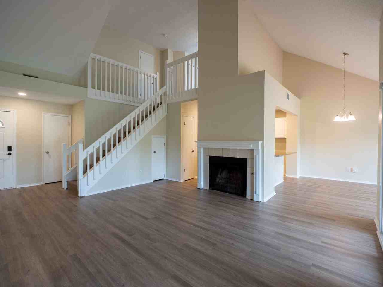 6307 Avery Island Ave - Photo 3 of 23