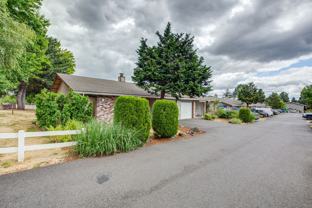 NE34 Duplexes - Photo 1 of 1