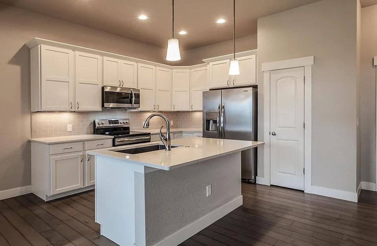 6358 Pumpkin Ridge Dr #3 - Photo 4 of 15