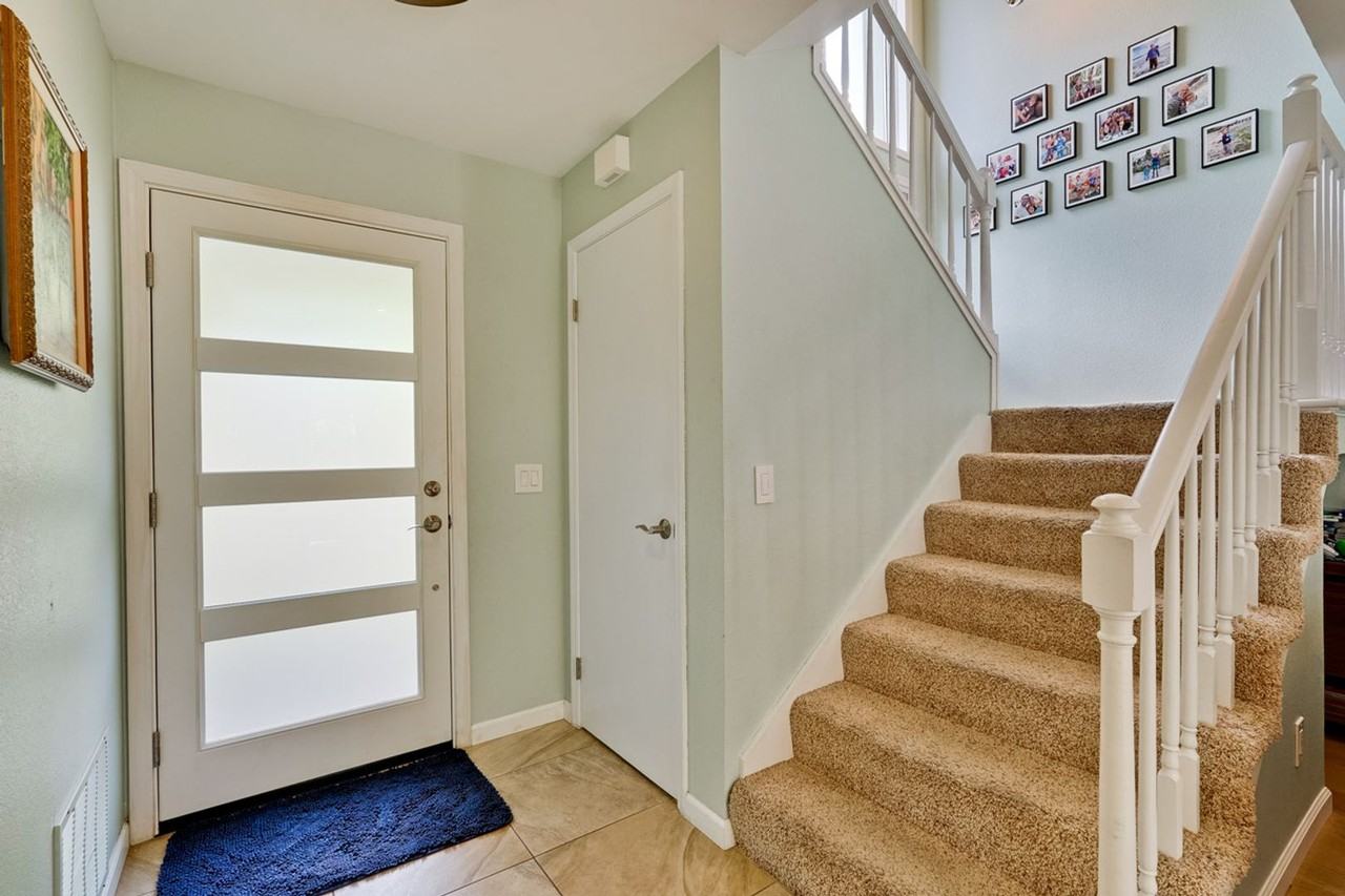 1268 Setareh Ct - Photo 3 of 35