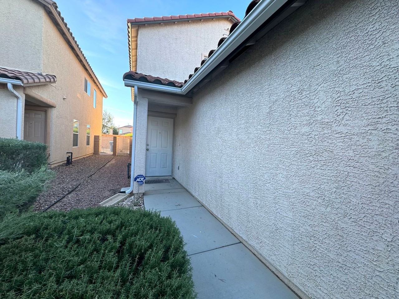 11087 Deluna St - Photo 2 of 19