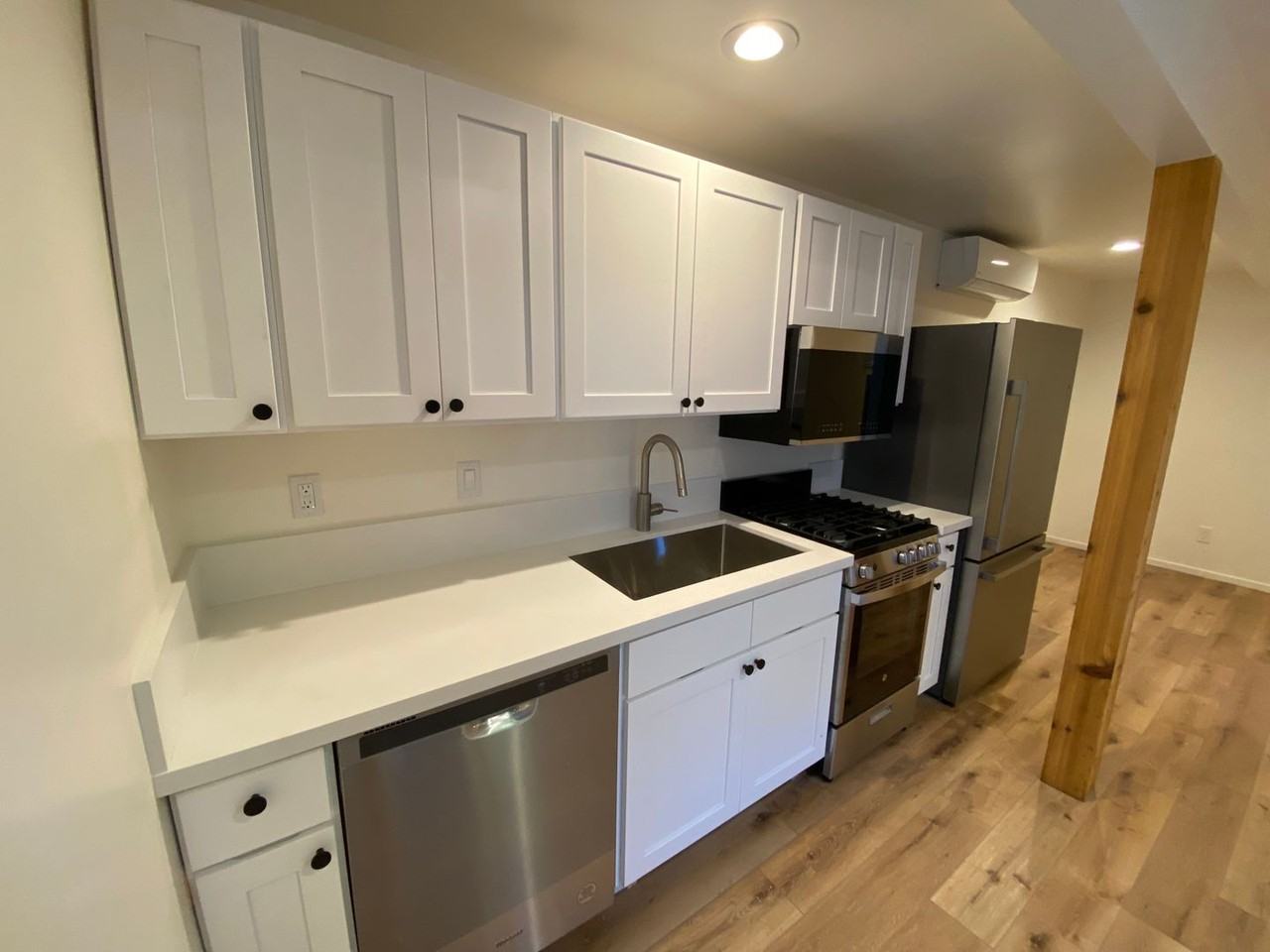 1416 Bath St #I - Photo 2 of 18